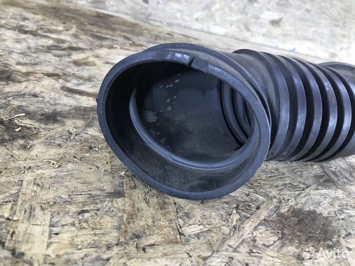 Патрубок воздушного фильтра subaru legacy BL5 EJ20