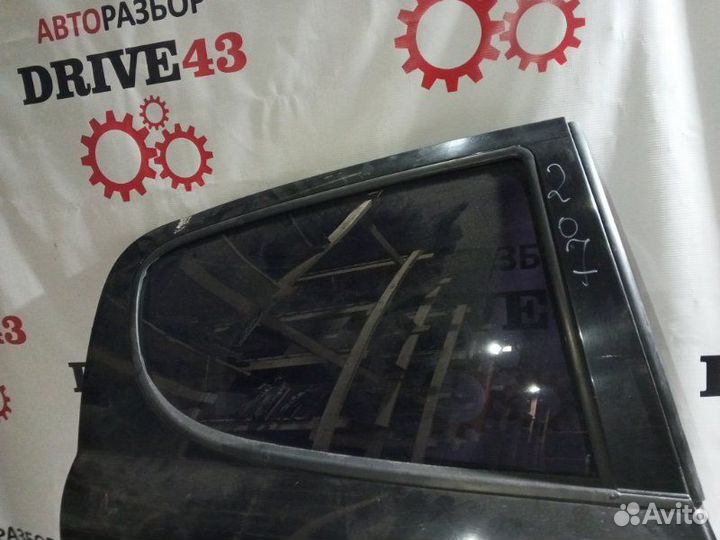 Стекло двери заднее правое Peugeot 207 A7 1.4 KFV