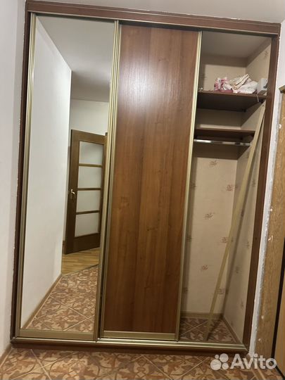 Шкаф купе в нишу