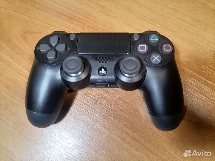 Джойстик ps4