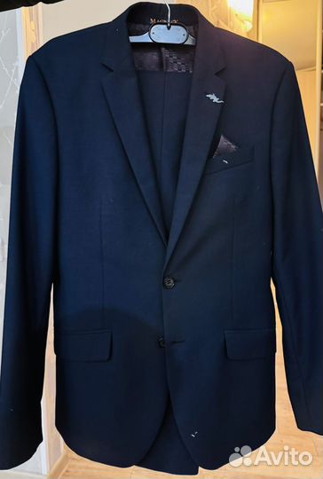 Мужской костюм