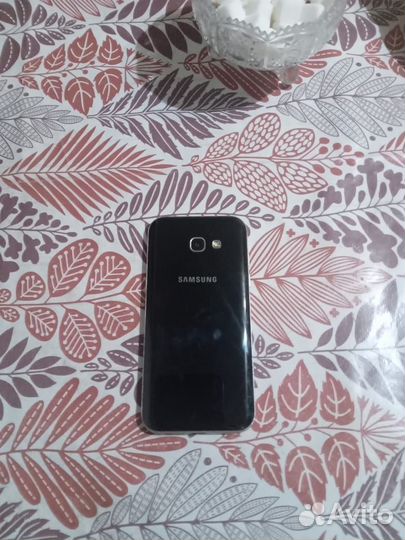 Samsung Galaxy A5 (2017) SM-A520F/DS, 3/32 ГБ