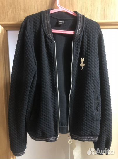 Синяя кофта школьная