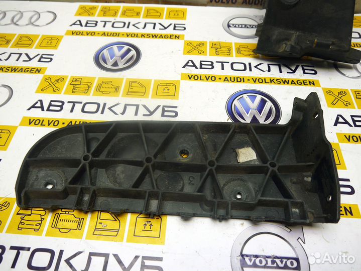 Направляющая заднего бампера к-т Ауди A4 B6