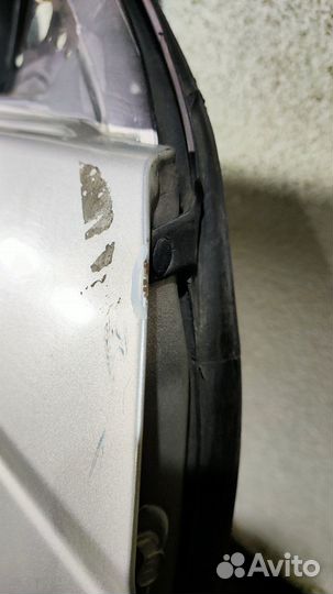 Дверь передняя правая Toyota Avensis (T220) I