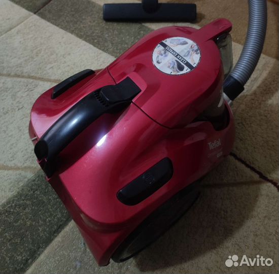 Пылесос tefal красный
