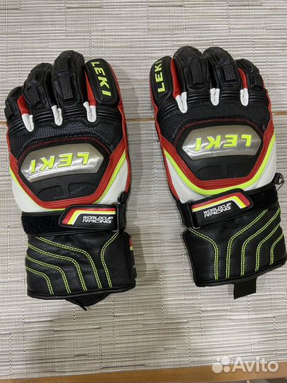 Горнолыжные перчатки