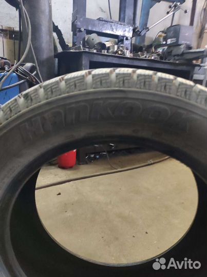 Hankook AH11 215/60 R17