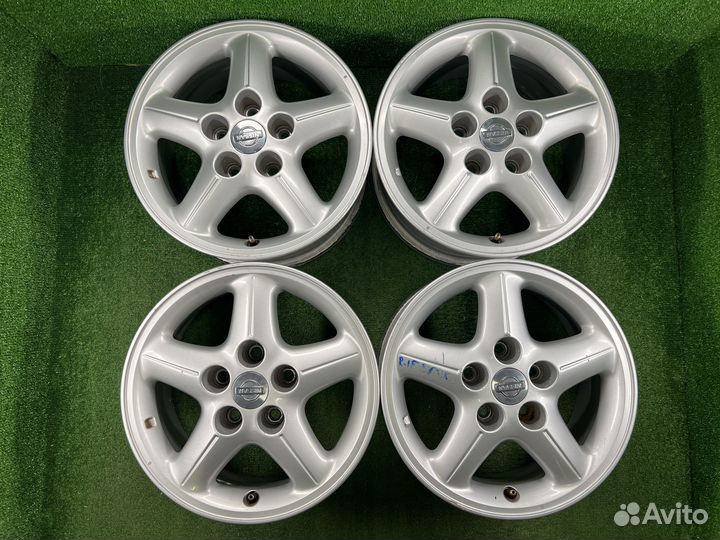 R15 Nissan оригинал 5x114.3 6.5JJ ET+40 цо66,1мм