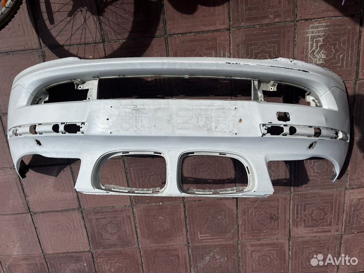 Передний бампер BMW 116i 2011г