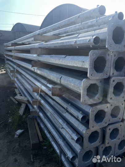 Столбы освещения