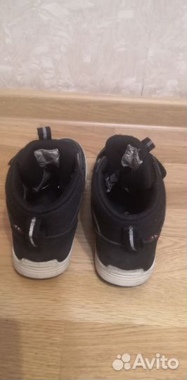 Ботинки для девочки демисезонные Viking р. 28,5