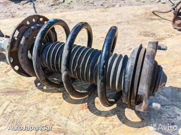 Передняя левая стойка Хендай Туксон 3 2015-2023