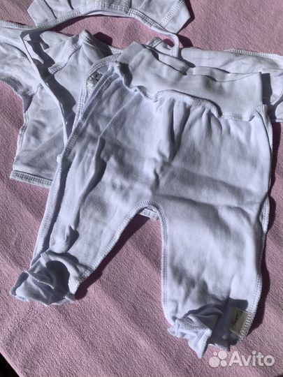 Комплект на выписку для новорожденных новый