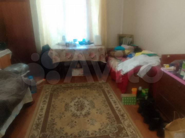 Комната 14,8 м² в 4-к., 2/8 эт.