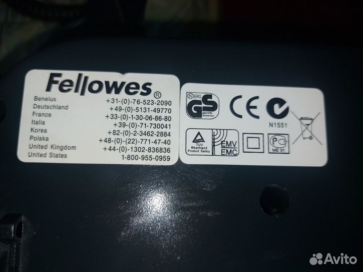 Уничтожитель бумаги -шредер Fellowes P-40