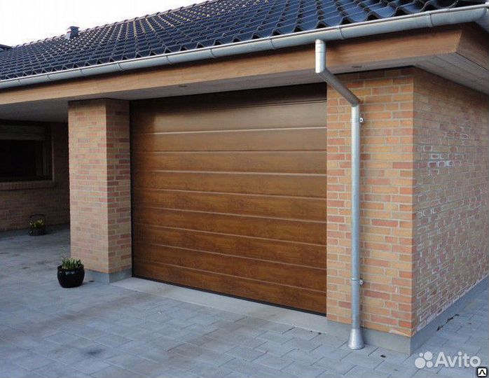 Гаражные секционные ворота Doorhan