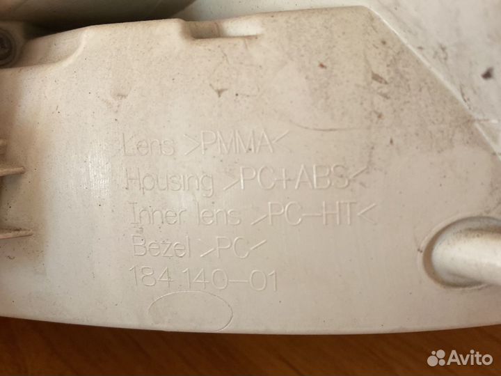 Задний левый фонарь skoda octavia a7