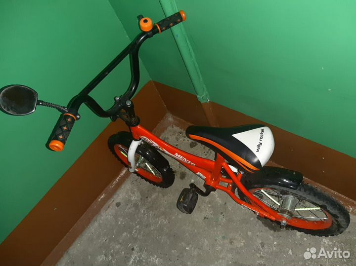 Велосипед оранжевый детский