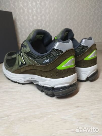 Кроссовки New Balance 2002r