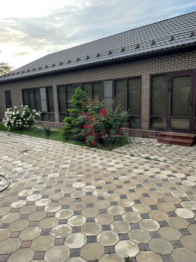 Дом 150 м² на участке 5 сот.