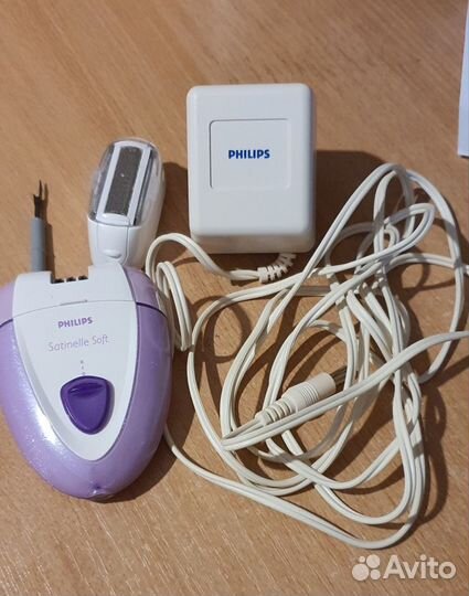 Эпилятор Philips белый/ фиолетовый