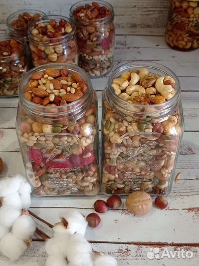 Мед с орехами