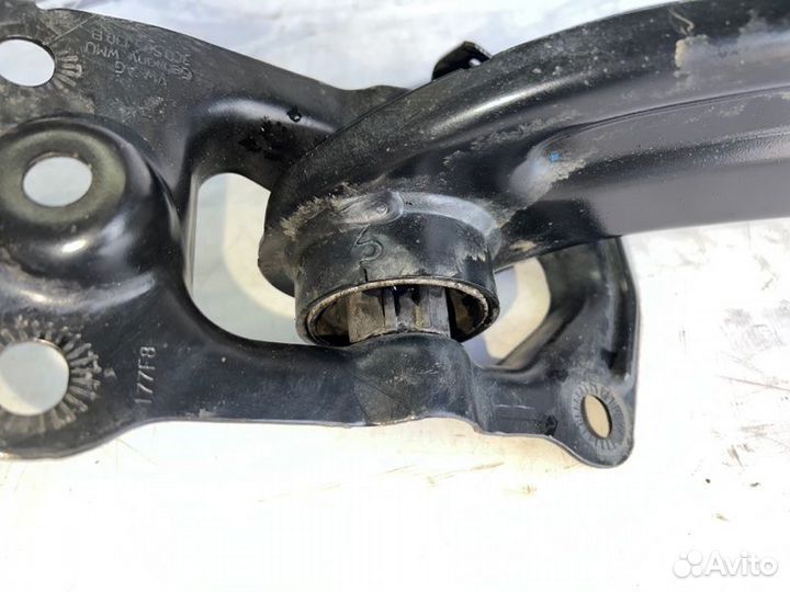 Рычаг подвески нижний задний правый Volkswagen