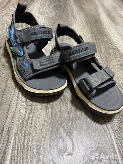 Сандалии детские (длина стельки 22 см)