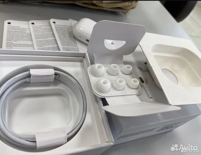 Apple airpods pro 2nd generation original