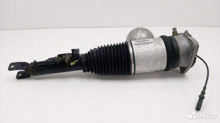 Амортизатор подвески задний левый Volkswagen