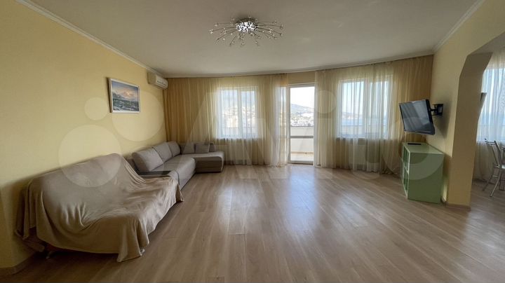 3-к. квартира, 120 м², 17/17 эт.