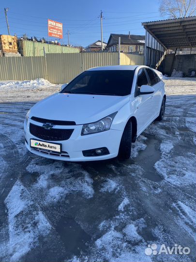 Chevrolet Cruze 1.6 МТ, 2010, 100 000 км