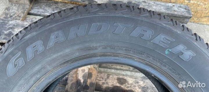 Dunlop Grandtrek AT20 265/65 R17