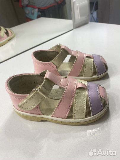 Тапочки Crocs c7 для девочки + сандалии 22 размер