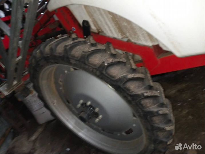 Опрыскиватель Kuhn LEXIS 2400-3000 L, 2018