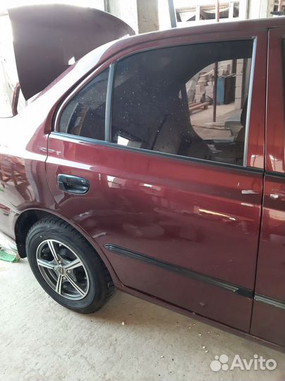 Дверь задняя правая Hyundai Accent II (1999—2012)