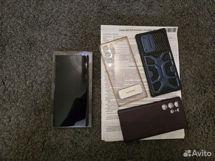 Samsung Galaxy S22 Ultra, 12/256 ГБ