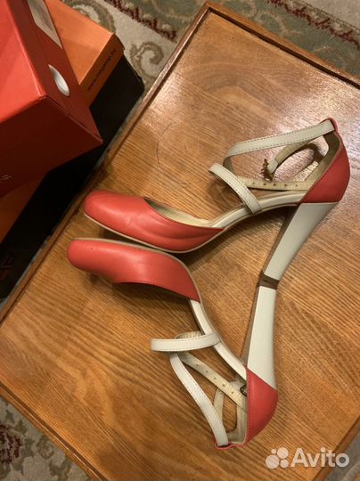 Туфли кожаные Garro