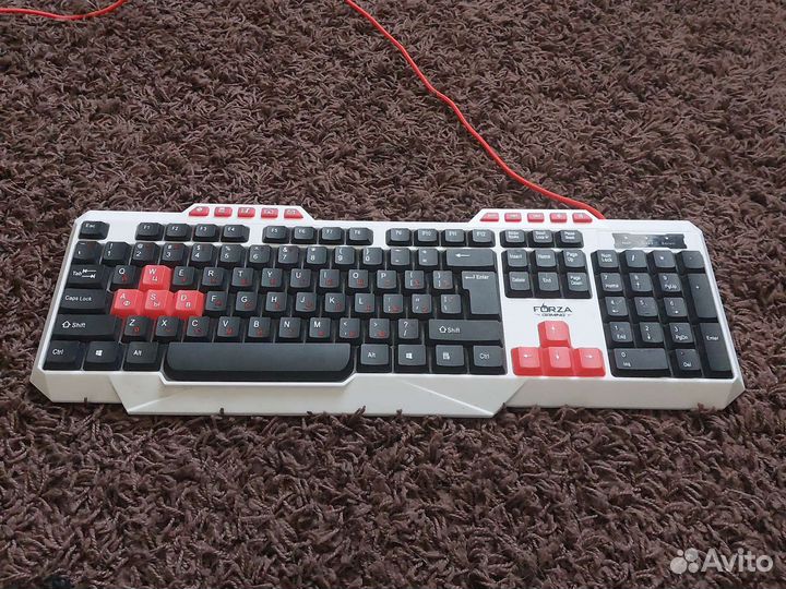 Игровая клавиатура с подсветкой