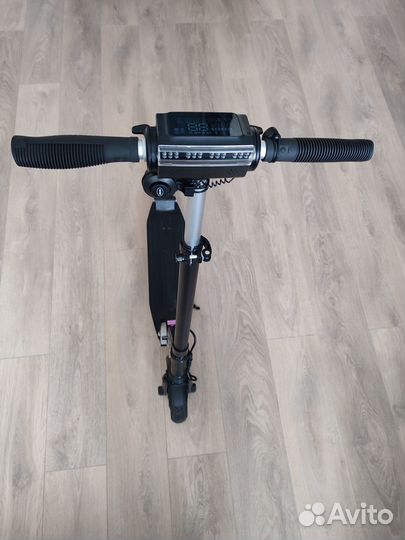 Электросамокат zaxboard ES-8i