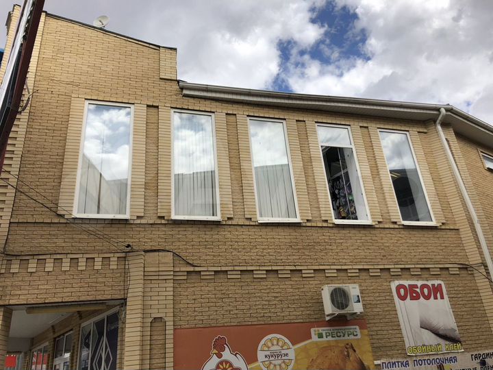 Торговая площадь, 70 м²