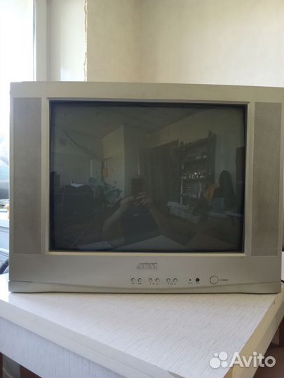 Телевизор akai