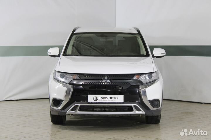 Mitsubishi Outlander 2.0 CVT, 2022, 57 000 км