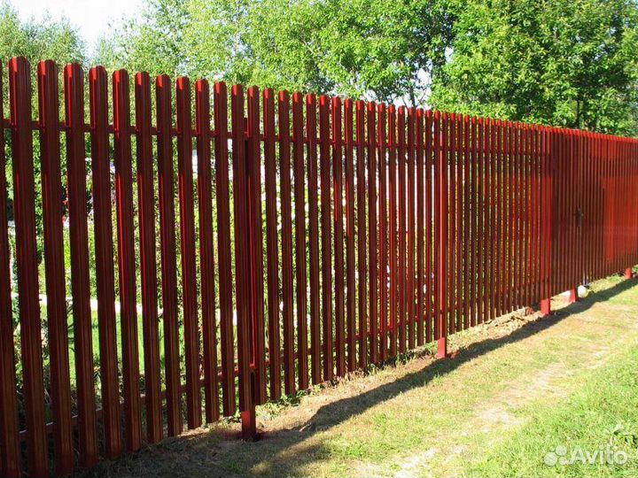 Забор из евроштакетника под ключ