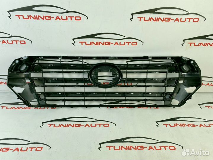 Решетка радиатора Toyota Land Cruiser 200