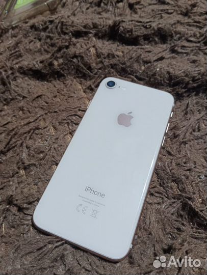 iPhone 8, 64 ГБ