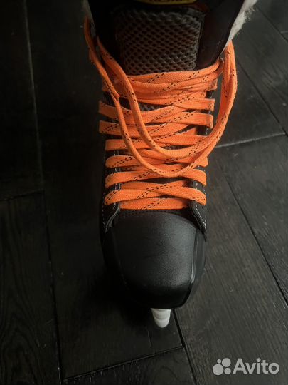 Хоккейные коньки bauer 43 размер