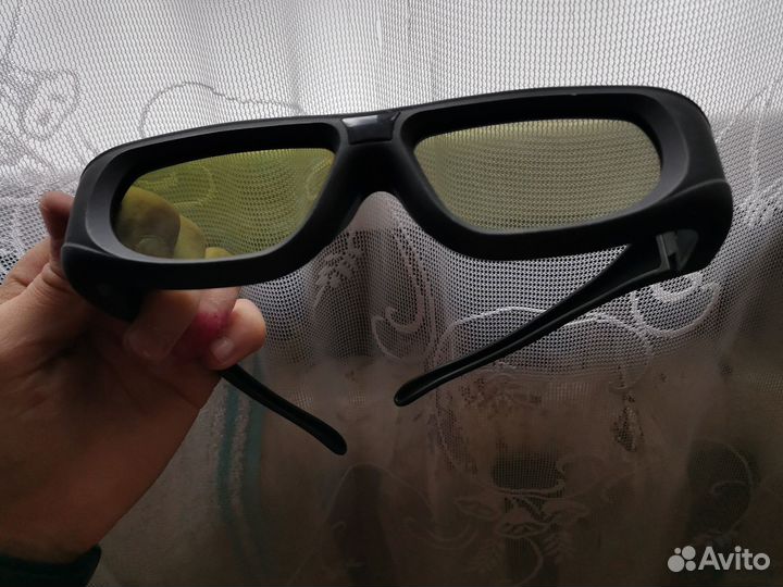 3D очки для телевизора
