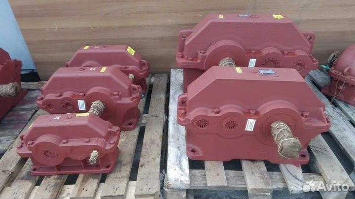 Мотор-редуктор / Редукторы / лот kbotz 48910